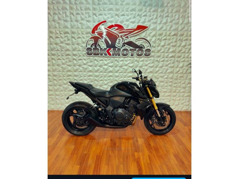 HONDA - CB 1000R - 2014/2014 - Preta - R$ 49.500,00