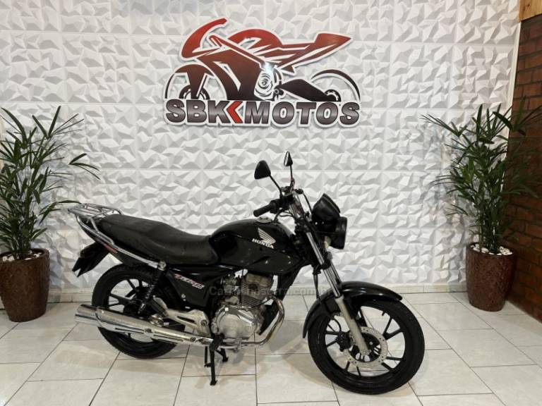 HONDA - CG 150 - 2004/2004 - Preta - R$ 8.500,00