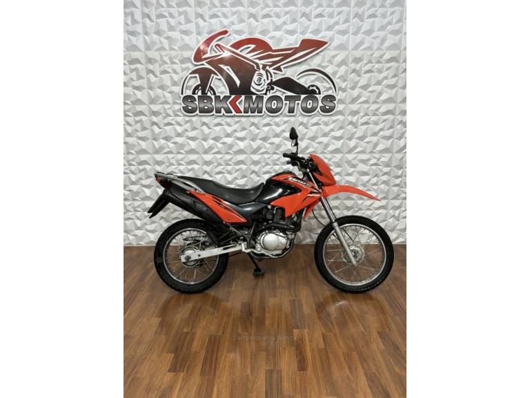 HONDA - NXR 150 - 2011/2011 - Laranja - R$ 11.900,00